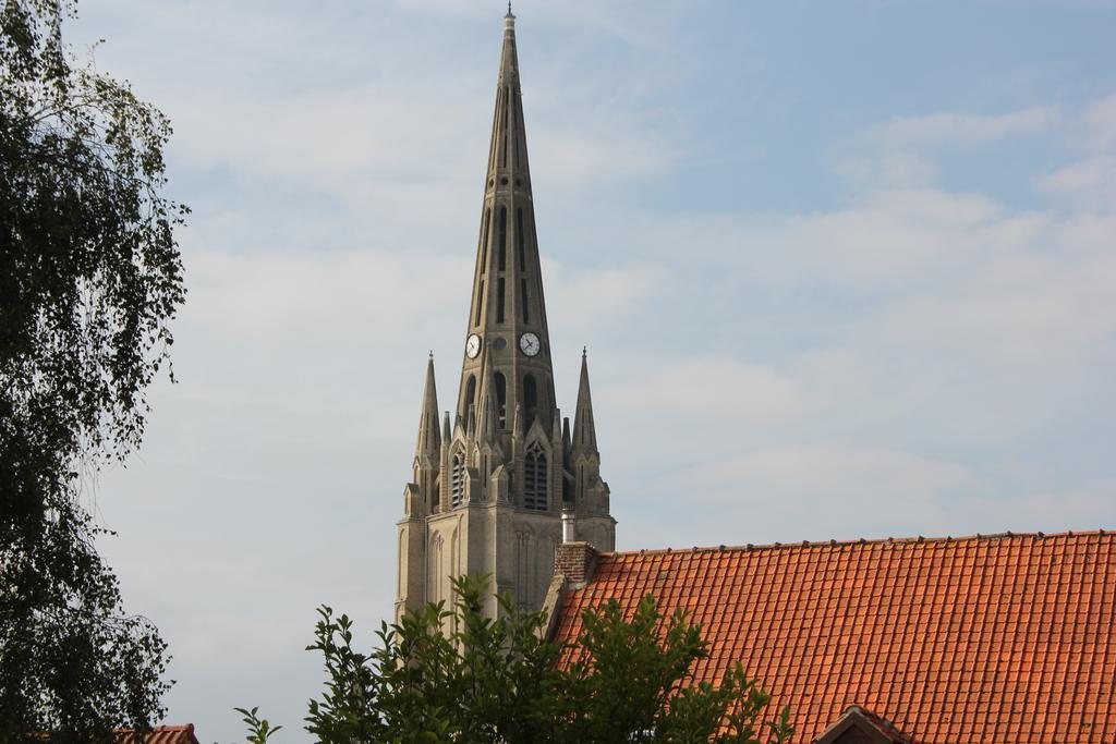 Au Coeur Des Hotes Steenvoorde Экстерьер фото