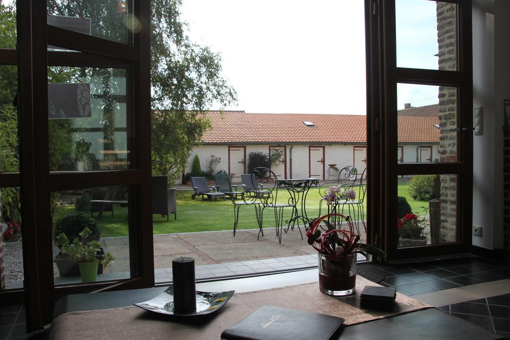 Au Coeur Des Hotes Steenvoorde Экстерьер фото
