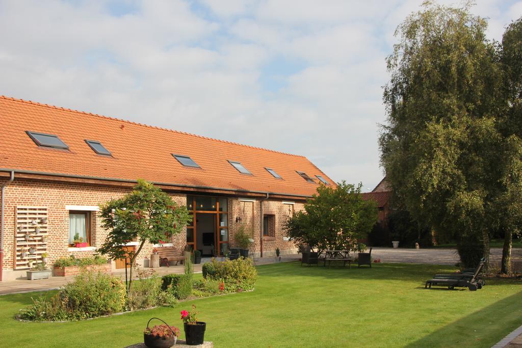 Au Coeur Des Hotes Steenvoorde Экстерьер фото