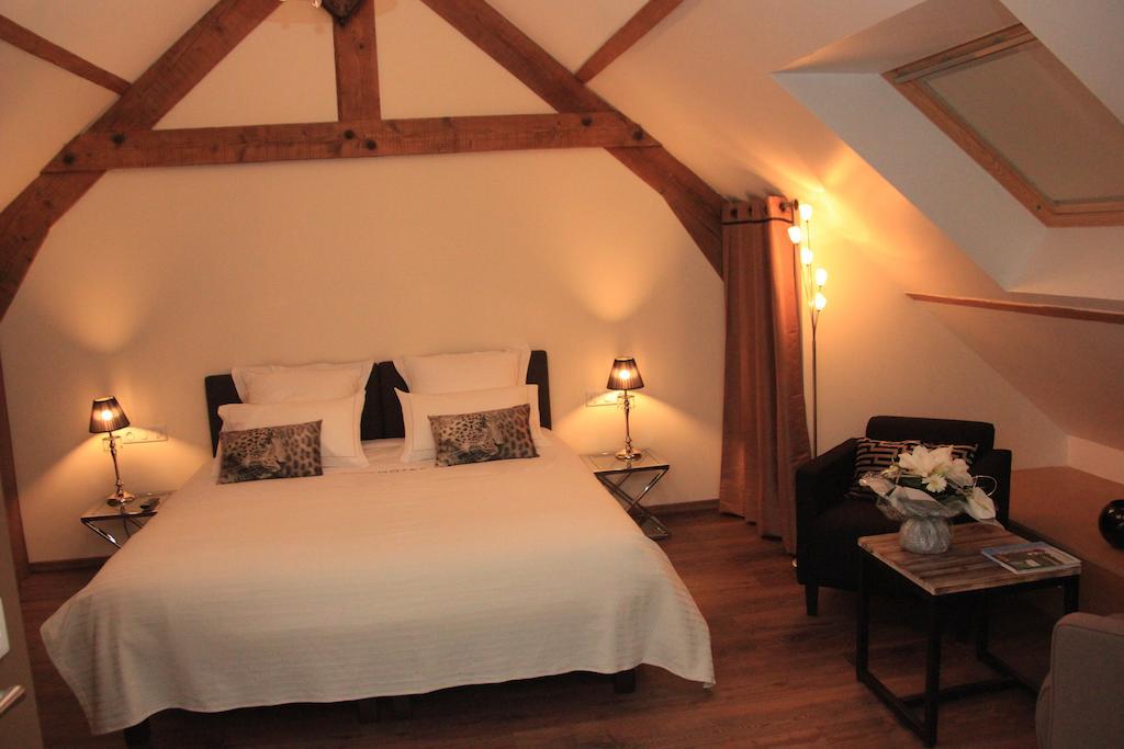 Au Coeur Des Hotes Steenvoorde Номер фото