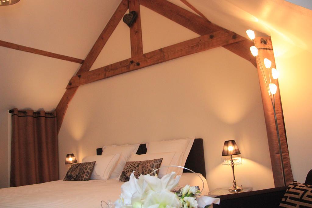 Au Coeur Des Hotes Steenvoorde Номер фото
